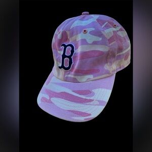 Women’s Pink Camo Boston Red Sox Cap